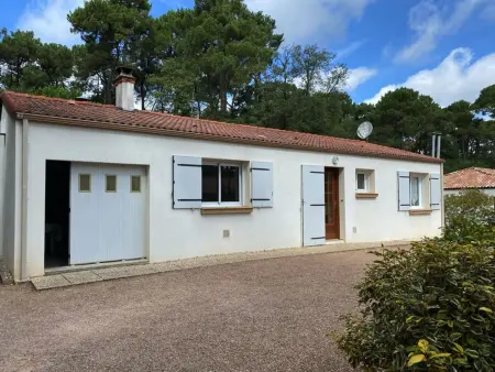 Maison Individuelle à Jard-sur-Mer avec Terrasse et Jardin - Photo 13