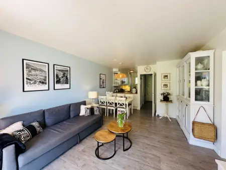 Myrtales, Appartement de luxe au rdc avec piscine commune - Photo 4