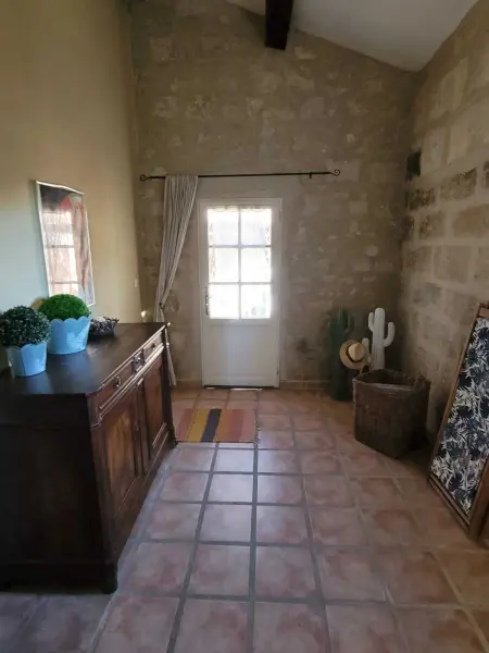 Appartement spacieux à Arles avec piscine et jardin partagé - Photo 2