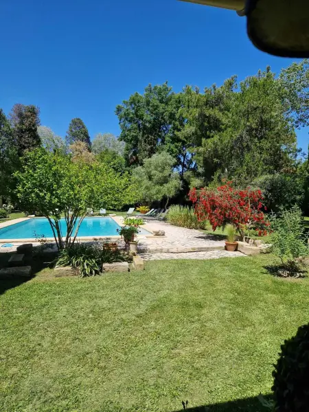 Appartement spacieux à Arles avec piscine et jardin partagé - Photo 10