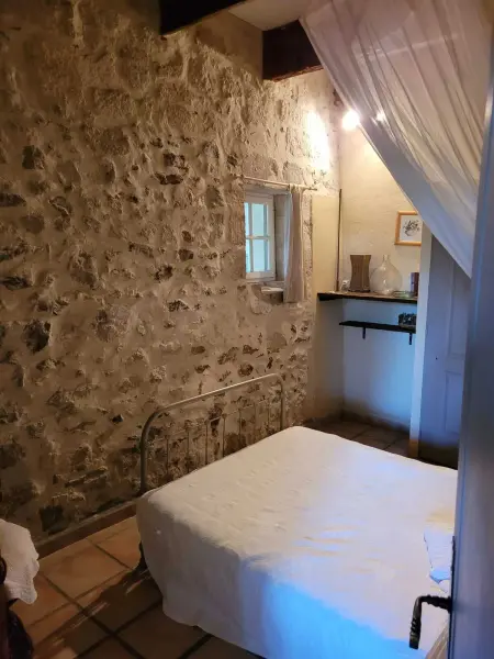 Appartement lumineux à Arles avec piscine partagée - Photo 3