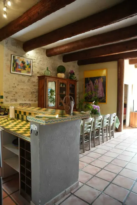 Appartement lumineux à Arles avec piscine partagée - Photo 16