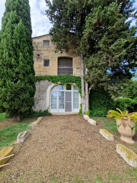 Appartement lumineux à Arles avec piscine partagée - Photo 23