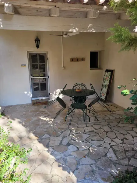 Appartement familial à Arles avec jardin et piscine - Photo 19