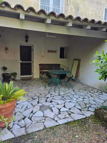 Appartement familial à Arles avec jardin et piscine - Photo 20