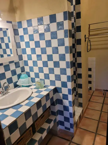 Appartement familial à Arles avec jardin et piscine - Photo 23