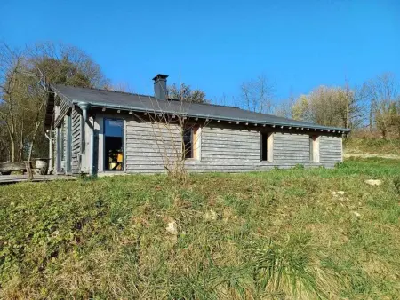 Chalet avec bain à remous à Saint-Loup-Terrier - Photo 1
