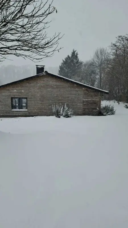 Chalet avec bain à remous à Saint-Loup-Terrier - Photo 3