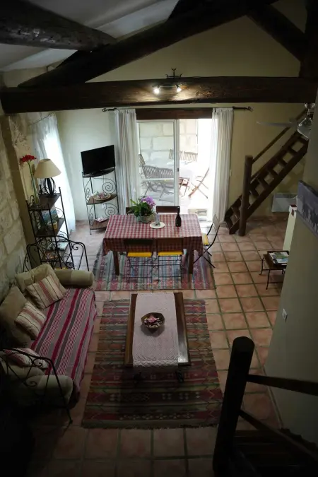 Appartement spacieux à Arles avec piscine et jardin partagé - Photo 3