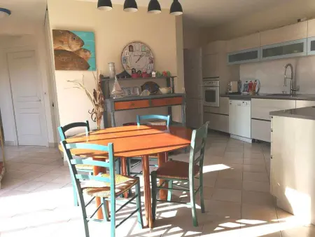 Maison avec 4 Chambres à Saint-Martin-de-Ré, Maison 8 personnes à Saint Martin de Ré - Photo 3