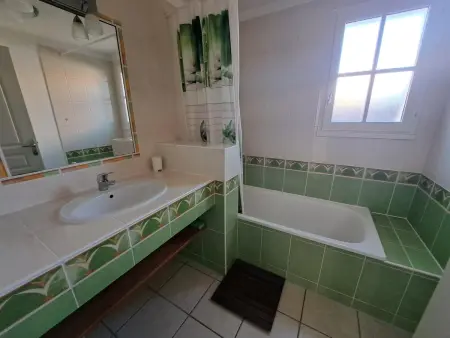 Maison charmante pour 6 personnes, résidence calme avec piscine privée - Photo 28