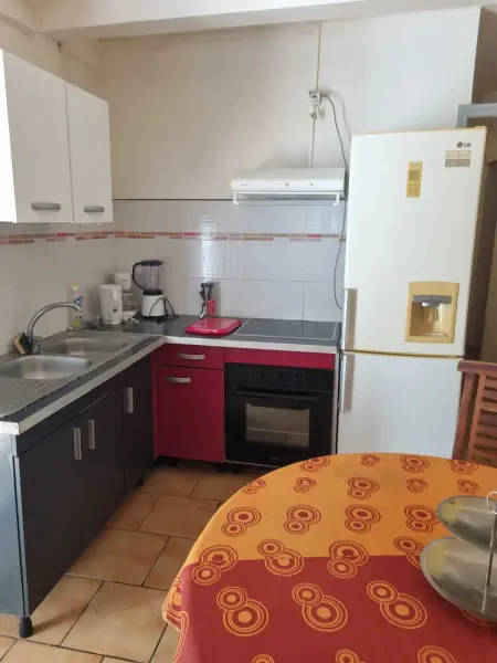 Charmant appartement à Fort-de-France de 25 m² - Photo 3