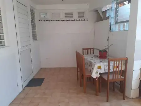 Appartement chaleureux à Fort-de-France, 50 m² avec terrasse - Photo 7