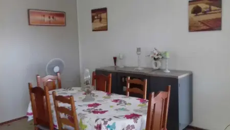 Maison conviviale à Fort-de-France avec terrasse - Photo 13