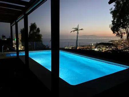 Grand appartement à Málaga avec jardin et piscine privée - Photo 13