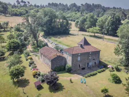 Maison des Yourtes, Petit gîte confortable au milieu du nature - Photo 7