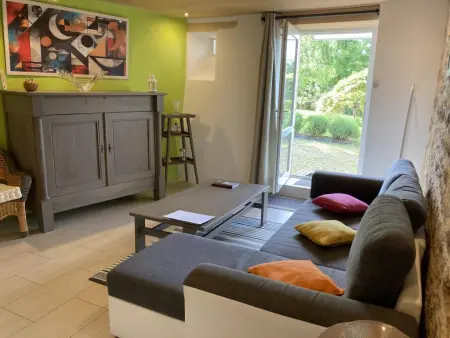 Maison des Yourtes, Petit gîte confortable au milieu du nature - Photo 16