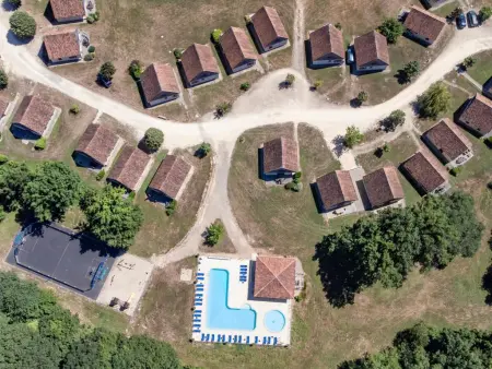 Lac Bleu Nr 38, Belle maison dans un parc avec grande piscine - Photo 4