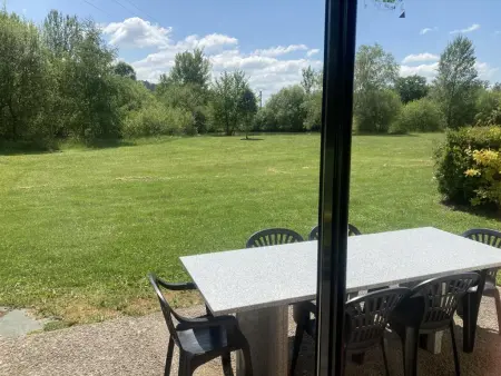 Lac Bleu Nr 38, Belle maison dans un parc avec grande piscine - Photo 31