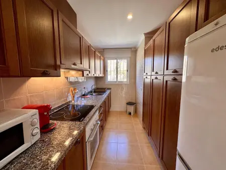 Appartement à Benitachell, 4 Pers, Piscine Commune, Terrasse BBQ, WiFi Gratuit - Photo 7