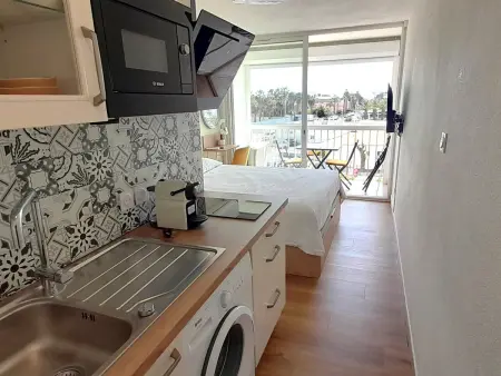 Studio rénové climatisé pour 2, balcon, Cap d'Agde - Photo 7