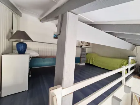 Studio avec Mezzanine, Terrasse à 230m Plage, Appartement 4 personnes à Lumio - Photo 18