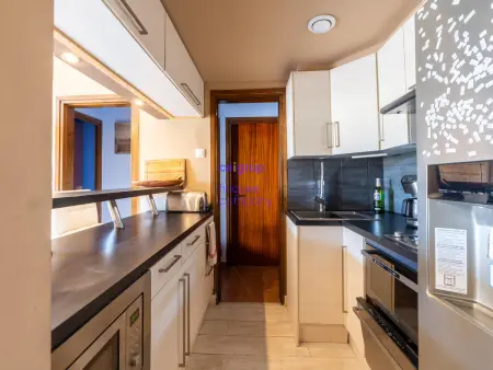 Appartement Spacieux Récent, Terrasse & Piscine - Grifeu - Photo 8