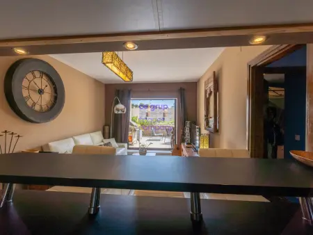 Appartement Spacieux Récent, Terrasse & Piscine - Grifeu - Photo 10