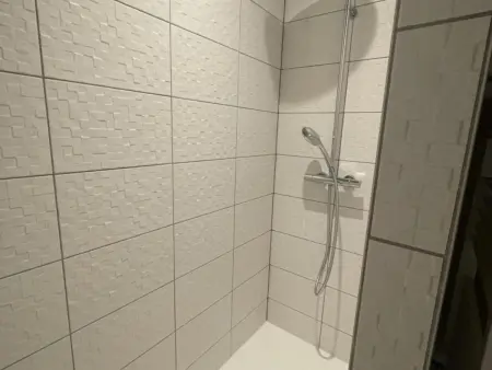 Gîte de Charme à Avoine avec Spa Privé et Jardin - Photo 27