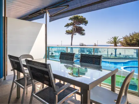 Appartement Moderne en Bord de Mer avec Climatisation et Parking - Photo 1