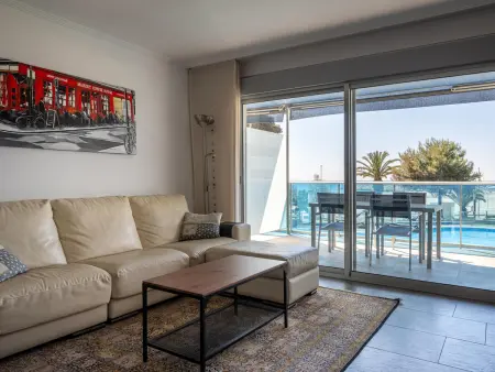 Appartement Moderne en Bord de Mer avec Climatisation et Parking - Photo 2