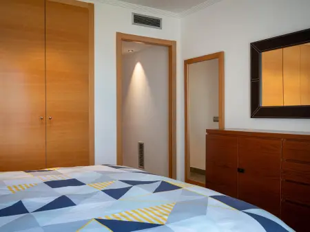 Appartement Moderne en Bord de Mer avec Climatisation et Parking - Photo 11