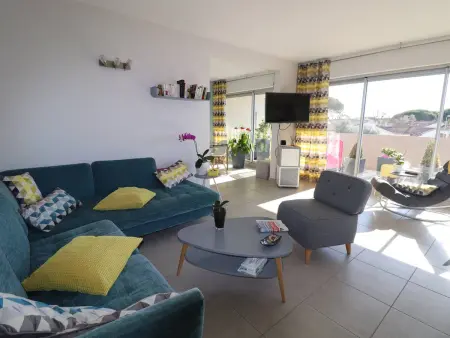 Luxueux P3 au Grau-du-Roi avec Terrasse et Parking Privé - Photo 2