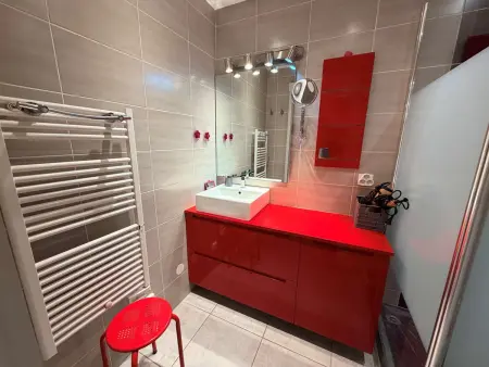 Luxueux P3 au Grau-du-Roi avec Terrasse et Parking Privé - Photo 9