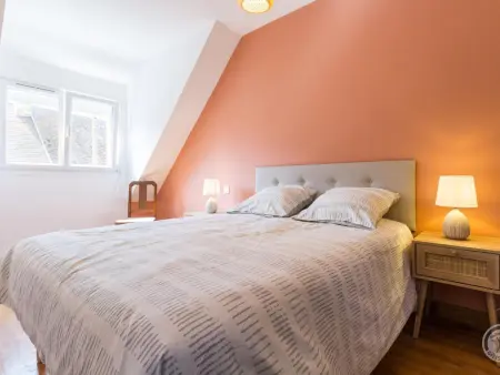 Maison champêtre avec jardin clos, idéal pour familles - Photo 3