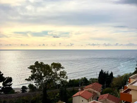 Appartement pour 8 avec Wi-Fi et vue sur mer à Roquebrune-Cap-Martin - Photo 1