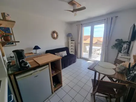 Appartement T2 à Collioure avec terrasse et parking, accès direct à la plage - Photo 6