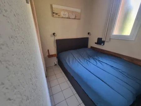 Appartement T2 à Collioure avec terrasse et parking, accès direct à la plage - Photo 9