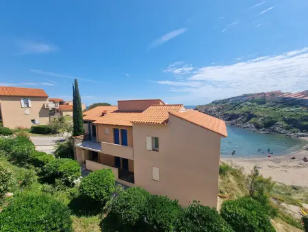 Appartement T2 à Collioure avec terrasse et parking, accès direct à la plage - Photo 13