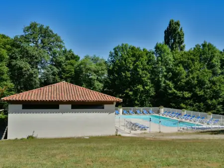 Lac Bleu nr 10, Gite sur un petit parc avec piscine dans le Lot - Photo 41