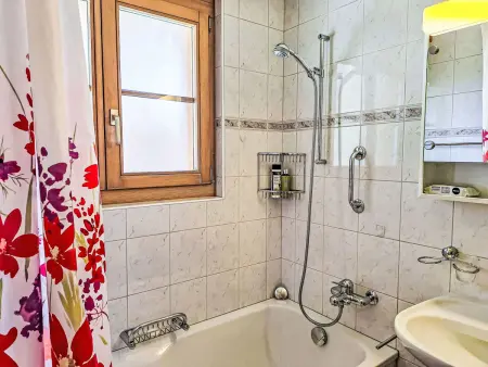 Haus Europa, Appartement 4 personnes à Kandersteg - Photo 18