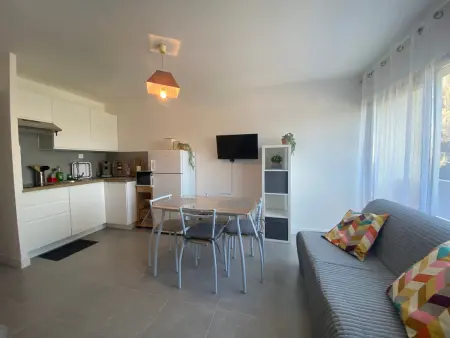 Appartement confortable proche des Thermes à Balaruc-les-Bains - Photo 1
