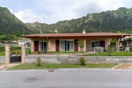 Villa Luciano, Villa près du Lac Idro avec vue montagne - Photo 3