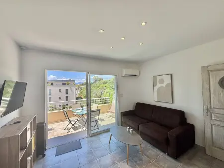 Appartement 2 pièces à Porticcio avec climatisation et parking - Photo 3