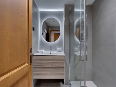 Arc 1950 - Apt spacieux pour 10 pers, 4 chambres, accès skis aux pieds - Photo 5