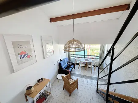 CARNON - F2 Mezzanine tout confort sur port, rénové et bien équipé - Photo 10