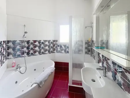 Bidart : Grande maison 4 chambres proche plages, 8 pers, au calme - Photo 10