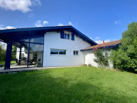 Bidart : Grande maison 4 chambres proche plages, 8 pers, au calme - Photo 12