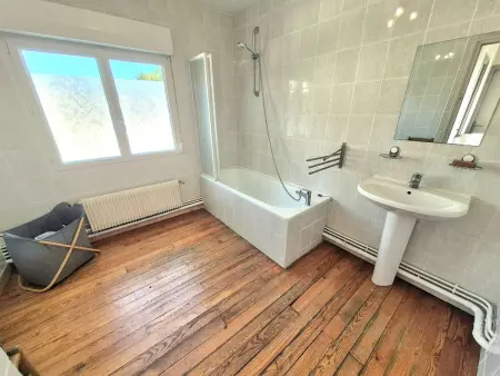 Maison à 1km de la plage, terrasse, cheminée, jeux - Photo 10