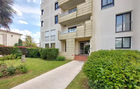 Bel Appartement Proche Mer, Appartement 4 personnes à Royan - Photo 10